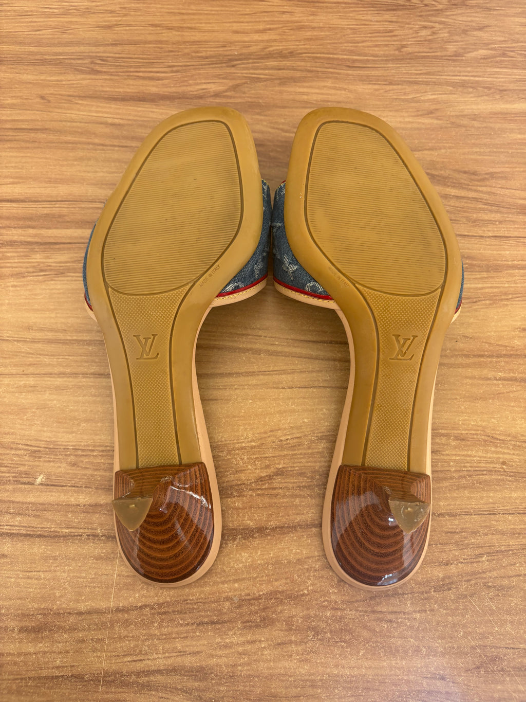 Louis Vuitton x Marc Jacobs denim monogram kitten mules (37)