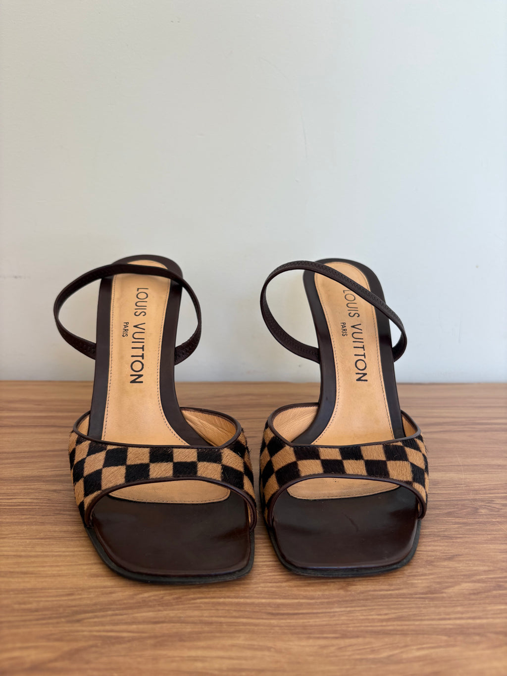 Louis Vuitton damier slingback heels (36.5)