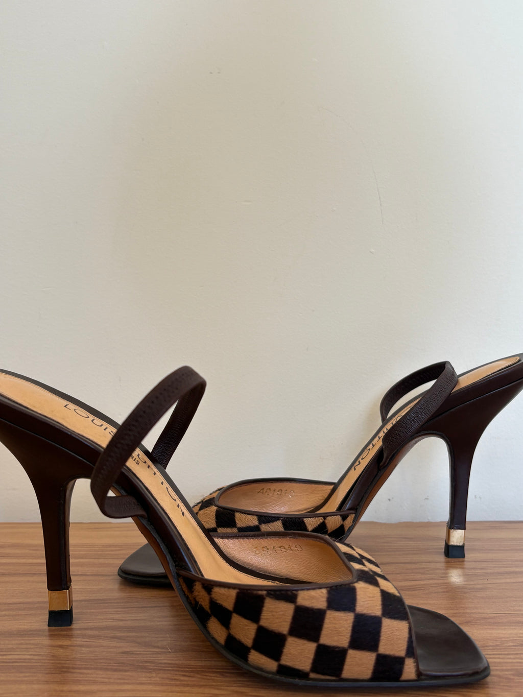 Louis Vuitton damier slingback heels (36.5)