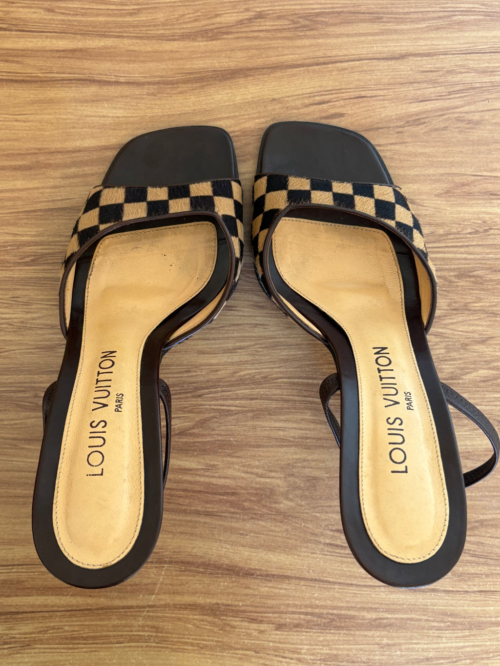 Louis Vuitton damier slingback heels (36.5)