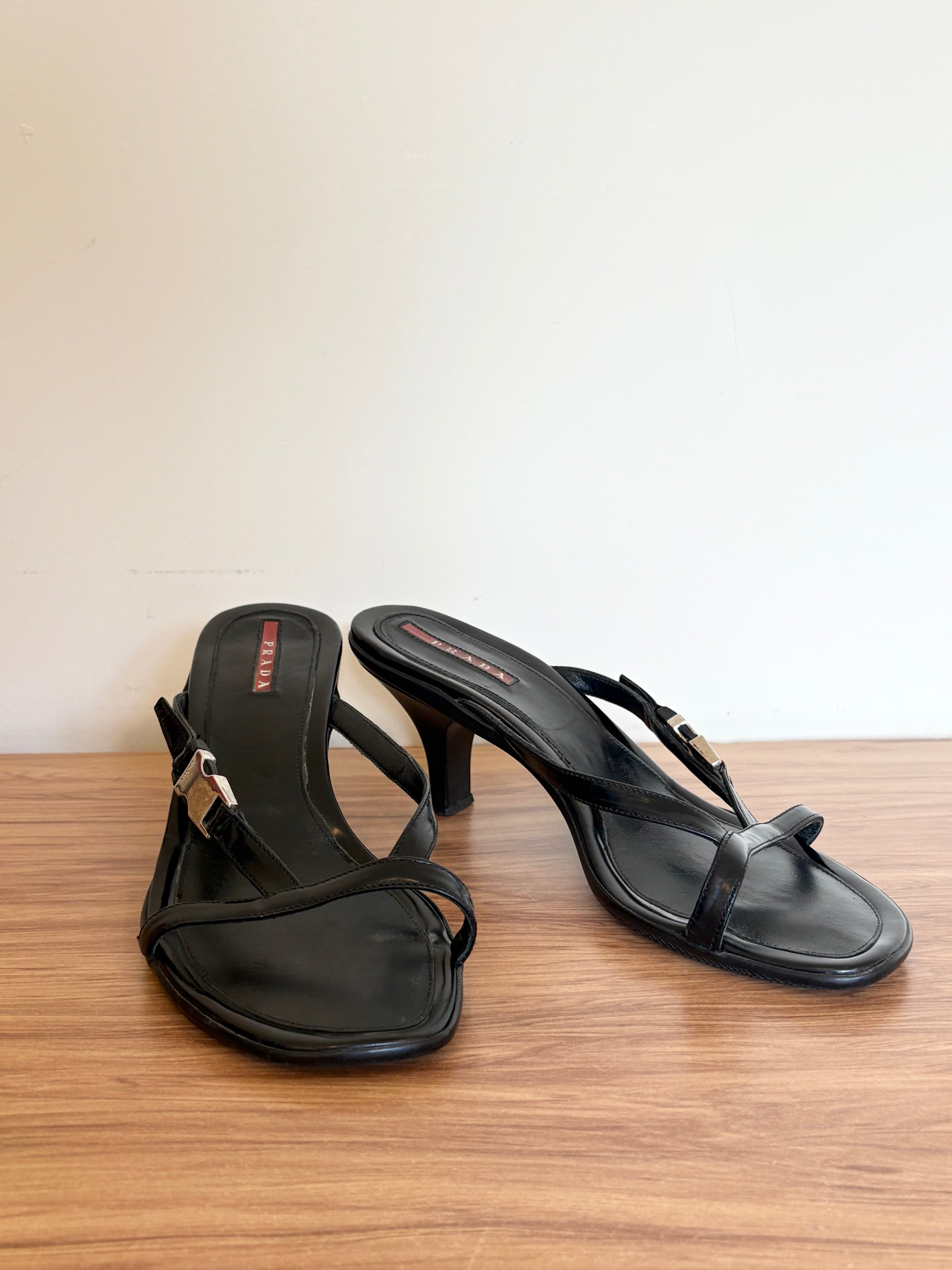 Prada black leather sport kitten heels (37.5)