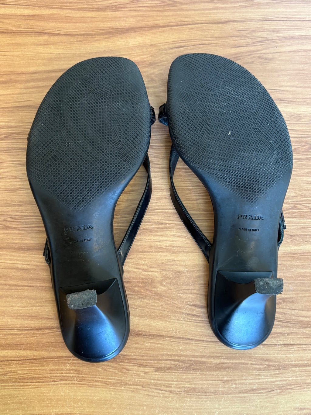 Prada black leather sport kitten heels (37.5)