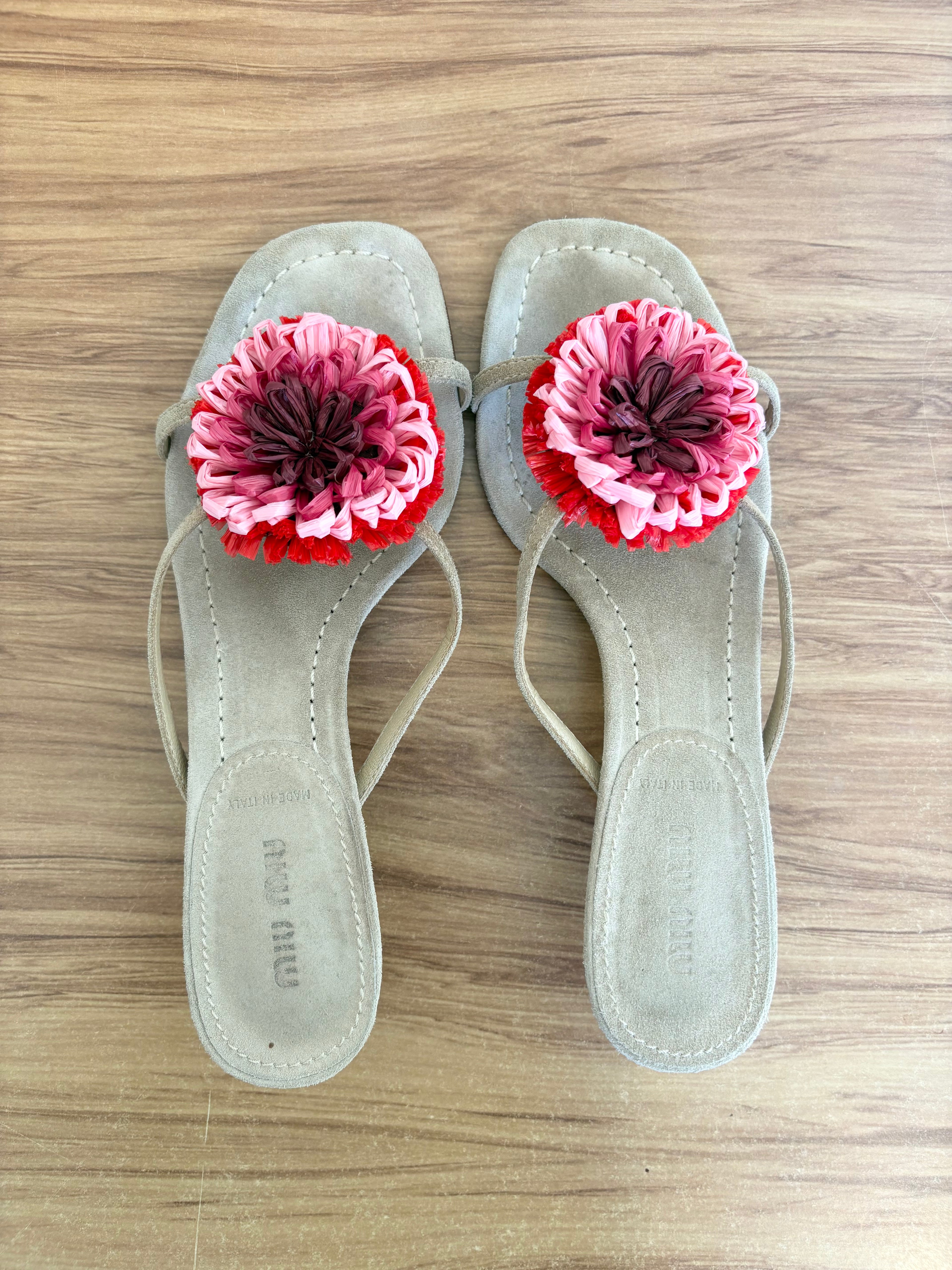 Miu Miu raffia flower thong kitten heels (37.5)