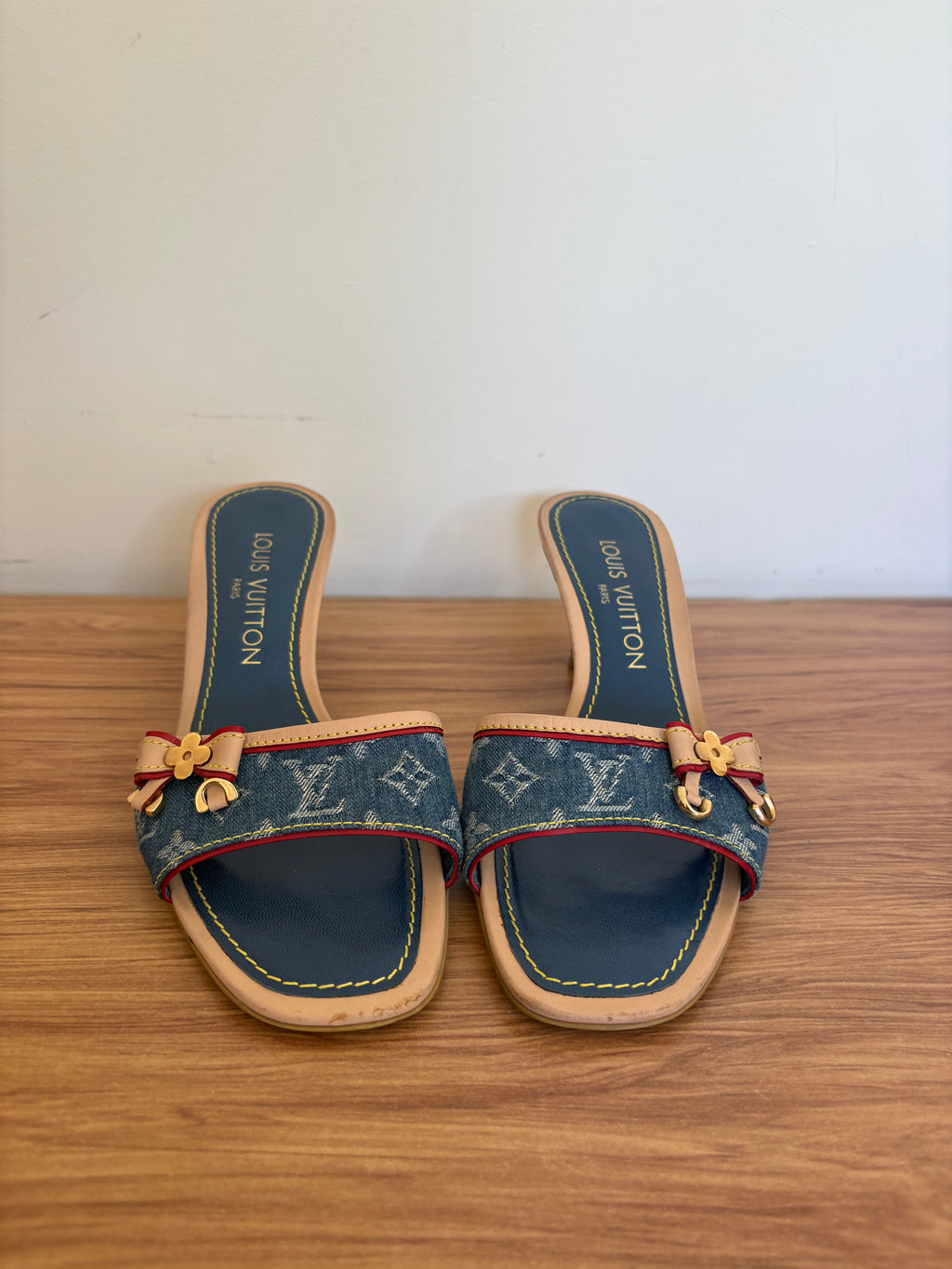 Louis Vuitton x Marc Jacobs denim monogram kitten mules (36)