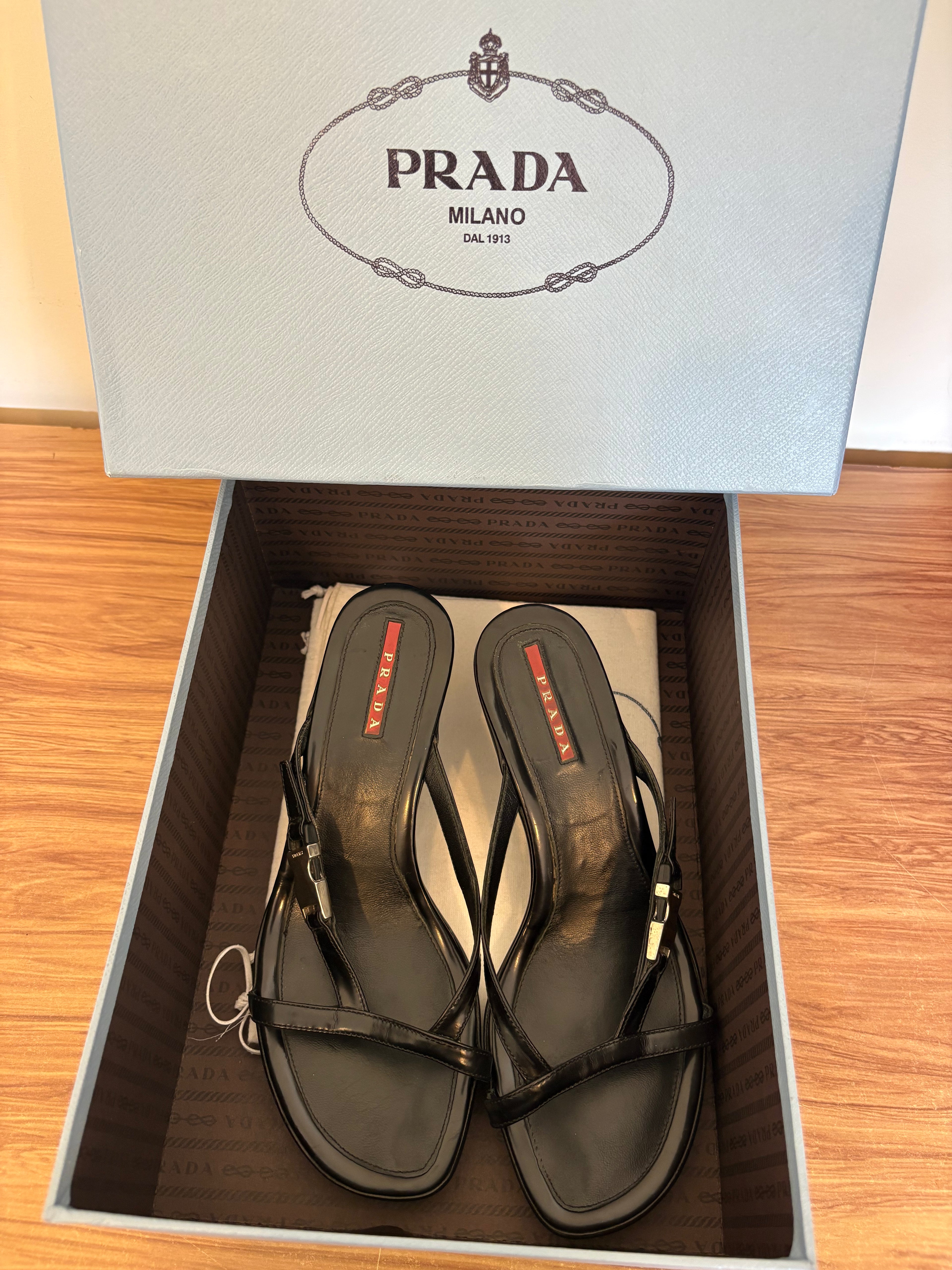 Prada black leather sport kitten heels (37.5)