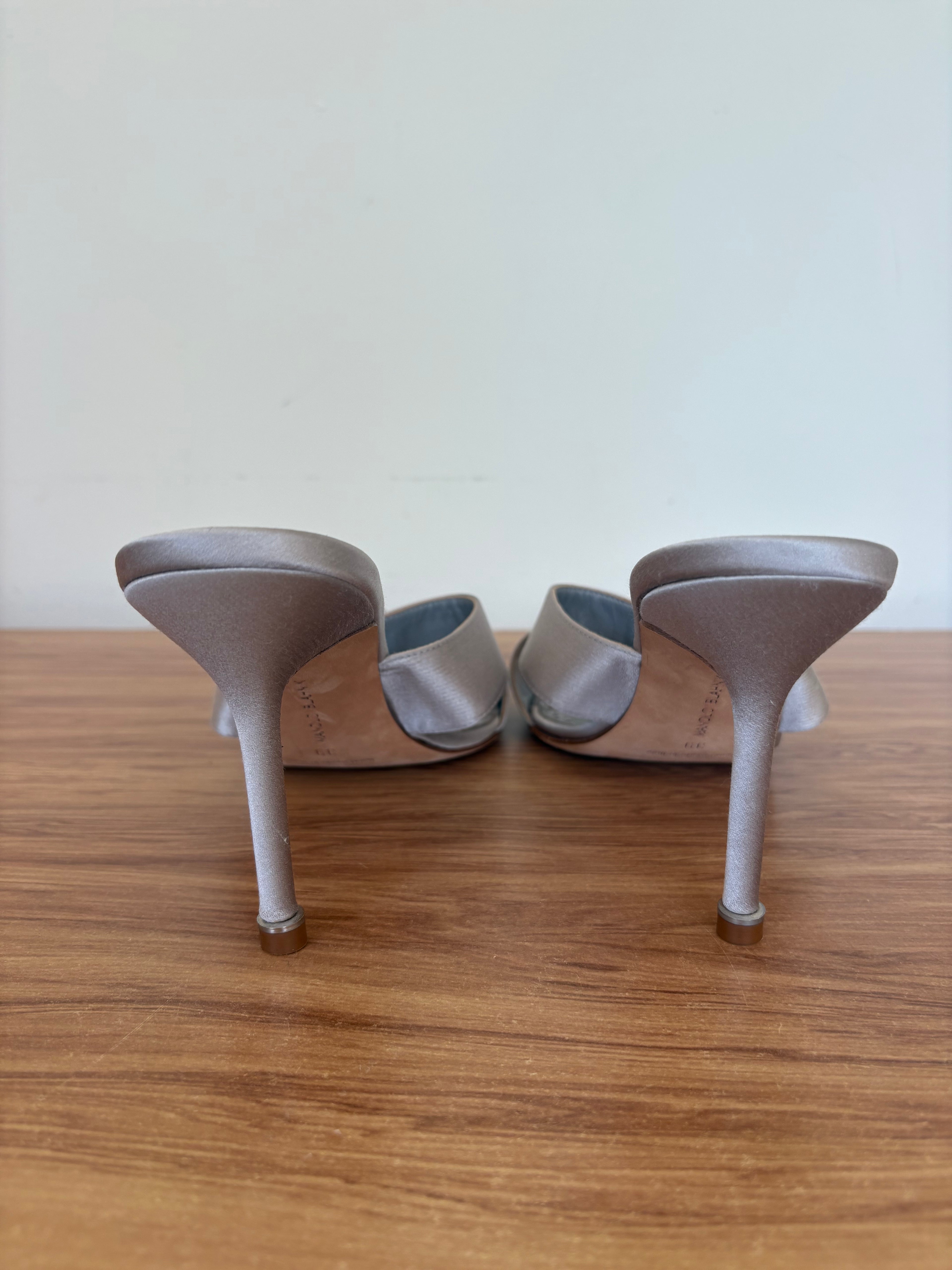 Manolo Blahnik sliver Swarvoski hangisi heels (39)