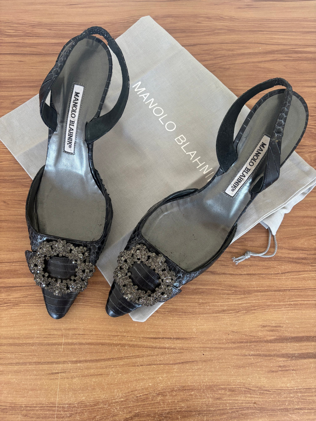 Manolo Blahnik python Swarvoski slingback pumps (38)