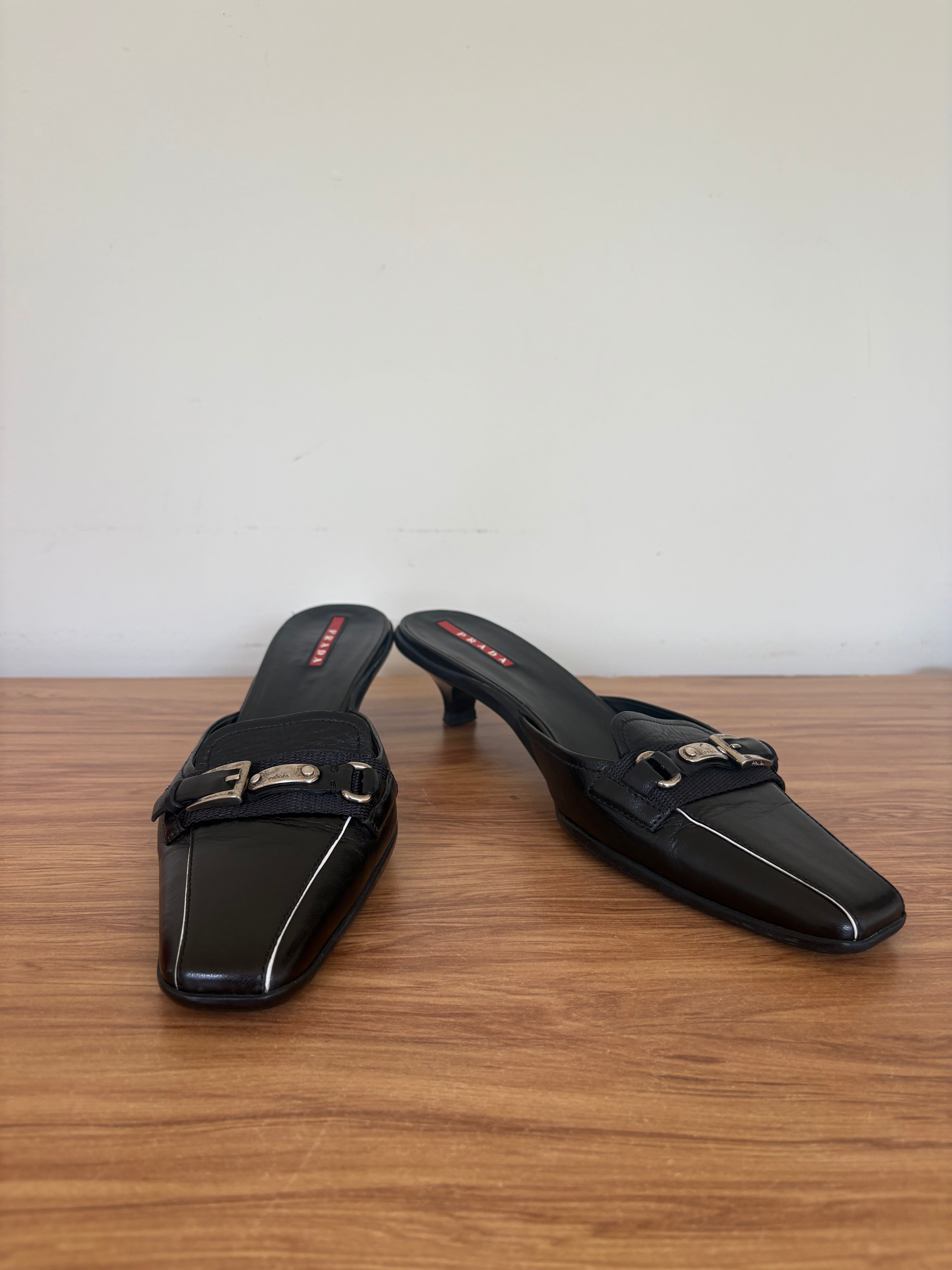 Prada sports black leather kitten pumps (37)