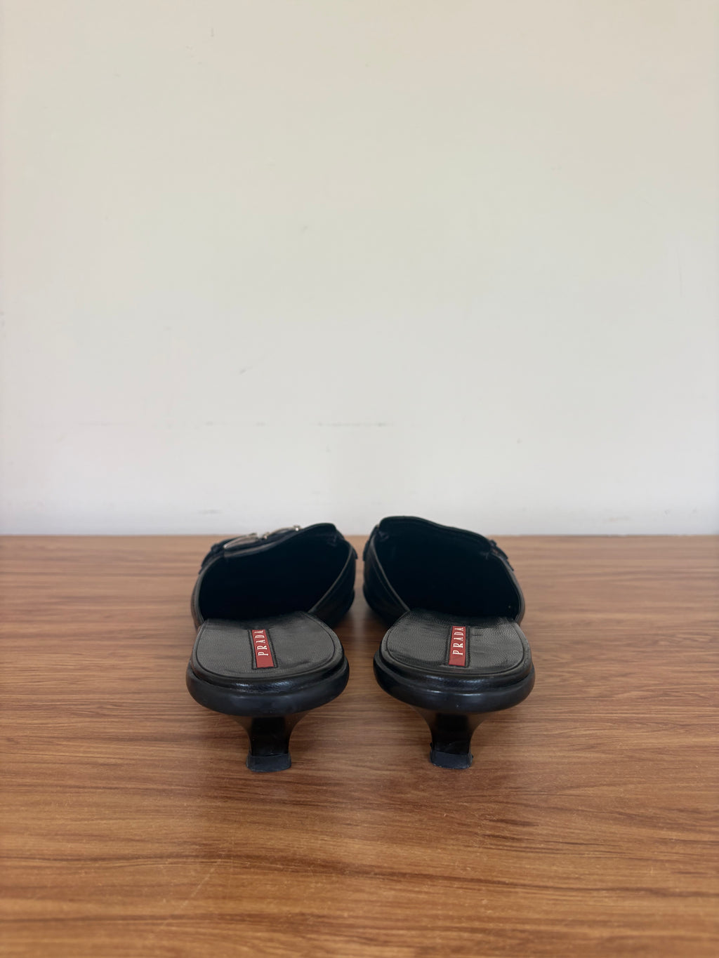 Prada sports black leather kitten pumps (37)