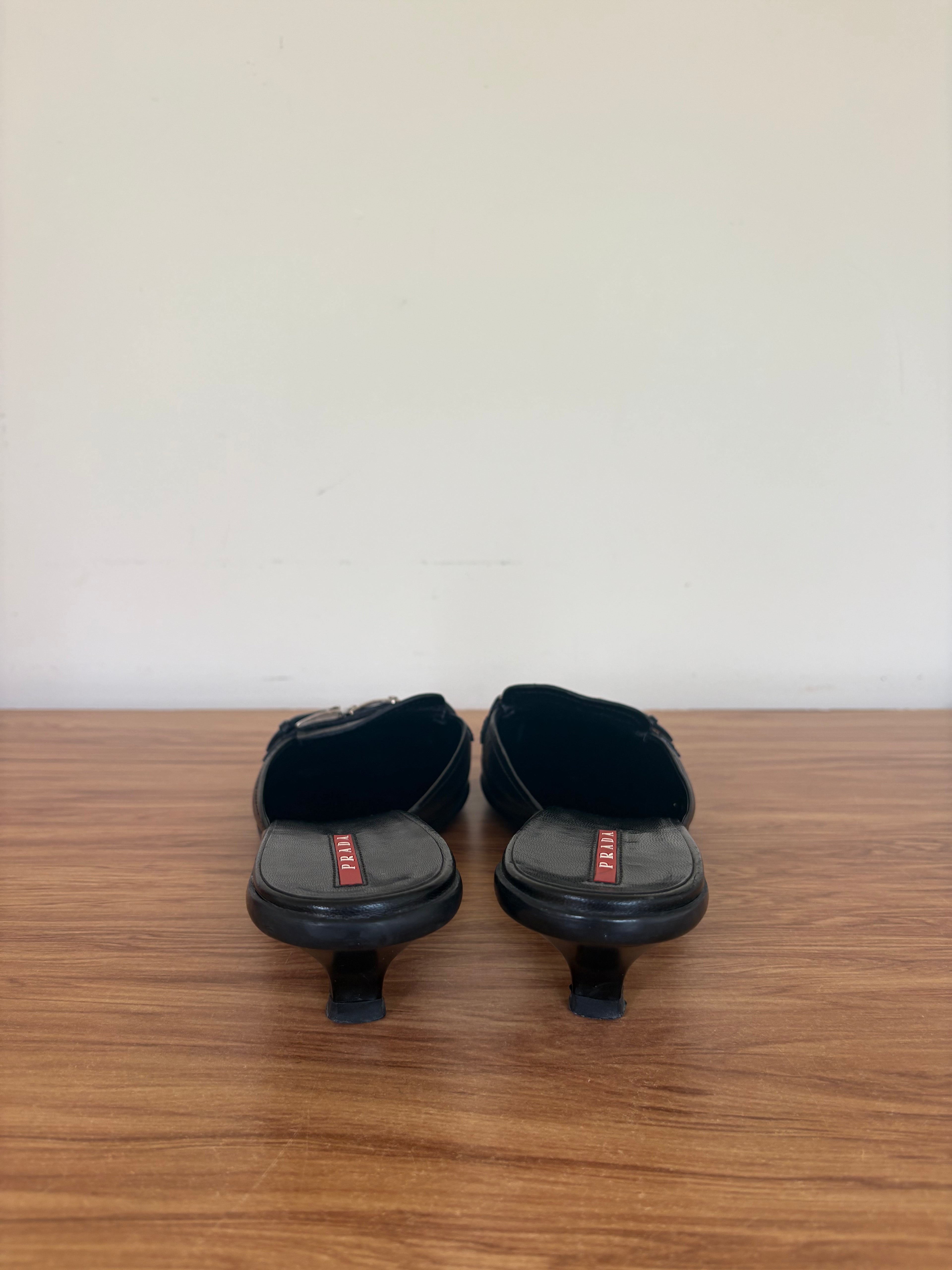 Prada sports black leather kitten pumps (37)