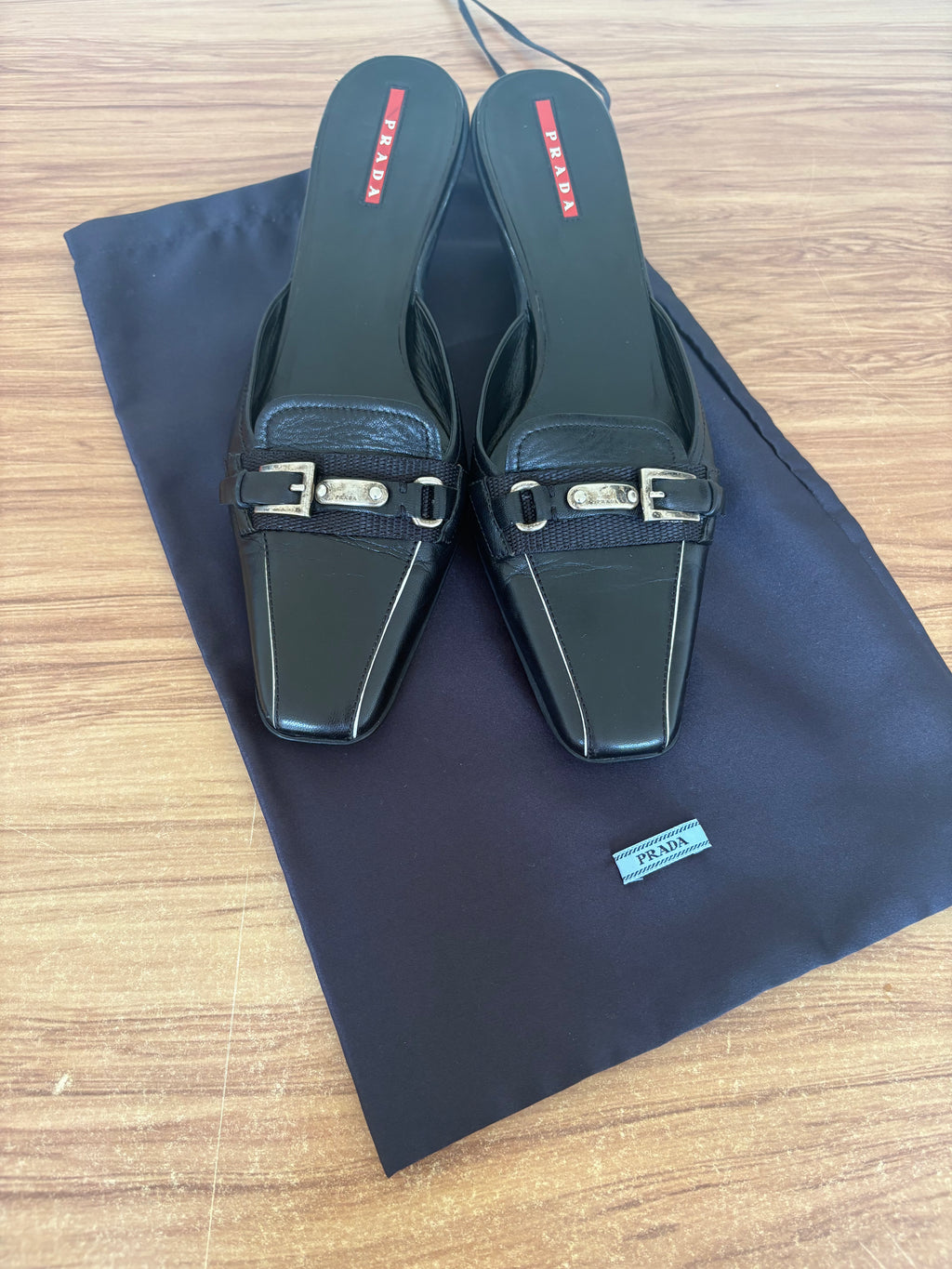 Prada sports black leather kitten pumps (37)