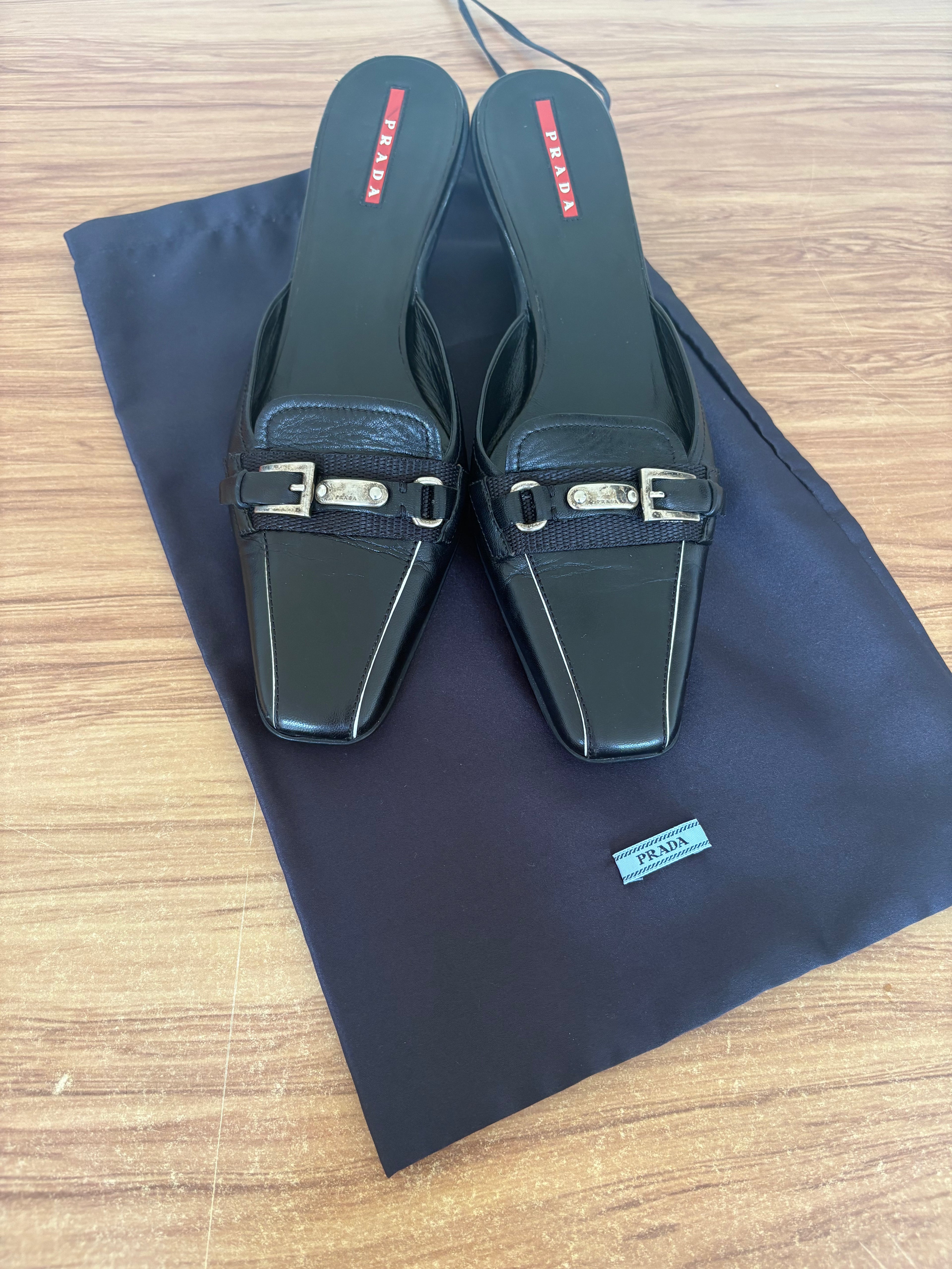 Prada sports black leather kitten pumps (37)